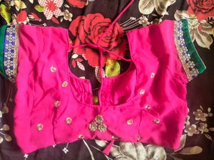 Pink &amp; Green Embroidered Saree😍