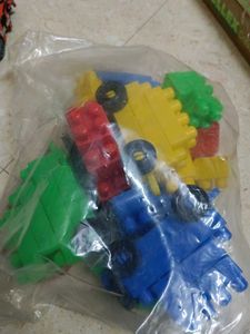 Train Buliding Blocks