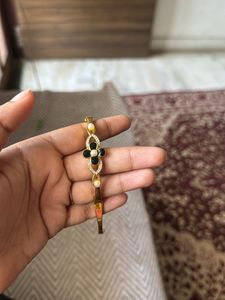 Black Pearl Bracelet
