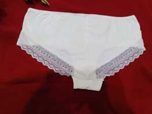🇭🇲💫 Beautiful White Bottom Wear