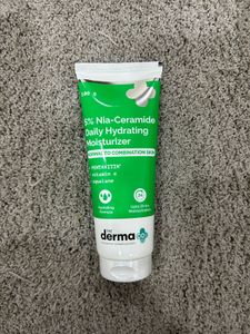 Derma Co Moisturiser