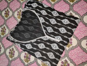 Elegant Black &amp; White Kurta