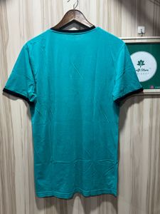 Hugo Boss V-Neck TShirt
