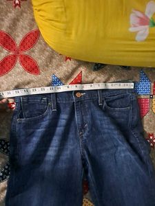 Levi&#39;s bootcut jeans dark blue colour