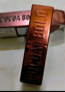Charlotte Tilbury+Too Faced Lipstick