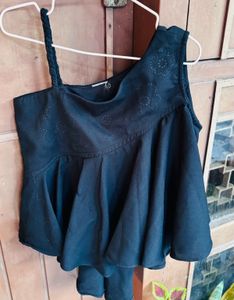 Girls’ Funky Polka Dot Pants With Black T-shirt