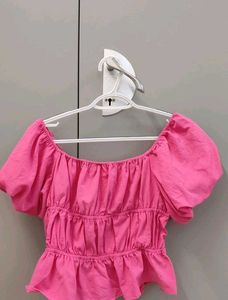 Newme Hot Pink 🌸Ruffled Crop🌸Top