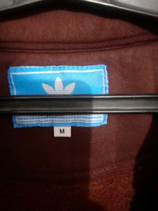 Comfortable maroon Joggers M size