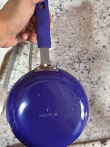 Used Kitchen Utensil Set