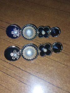 Fancy Hair Clips Black And White Colour..