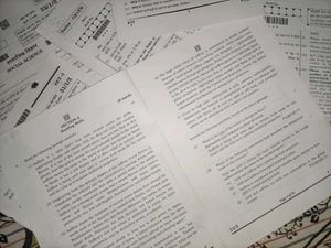 CBSE CLASS 10TH BOARD QUESTION PAPER 2024