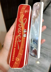 Chromatic Harmonica Instrument