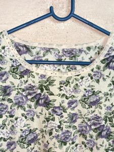 Trendy Women&#39;s Floral Fashion Top Multicolour