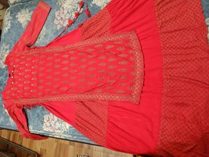 Offer Kurti With Skirt For Daily Use