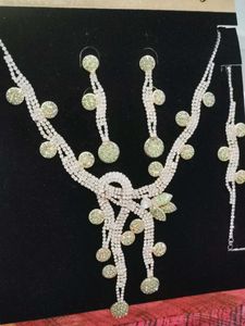 New Rhinestone Jewelry Set