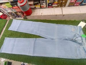 Light Wash Jeans