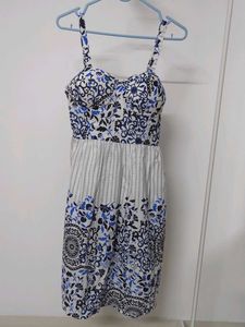 Pretty Vacation Dress (Padded Bust)
