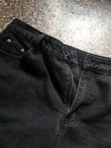 Black Ripped Jeans Of Savana