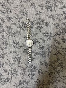 classic watch for women sliver shine
