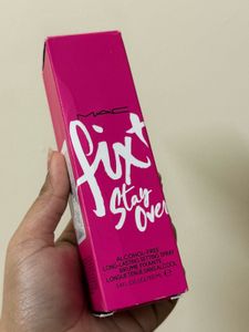 MAC Fix+ Stay Over
