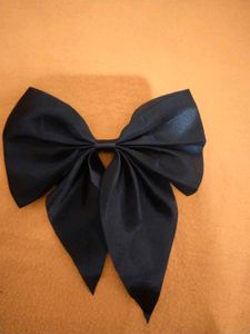 6  Silk Hair Bow 🎀 For Girls