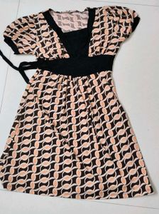 Patterned V-neck Dress