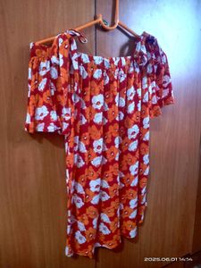 Cute Floral Off-shoulder Top