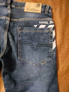 🚨New DIESEL Mens Jeans 30 Size🚨