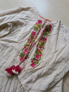 Embroidered Floral Tunic Top