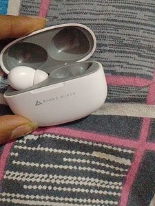 Boult Earbuds Only One Ear Working