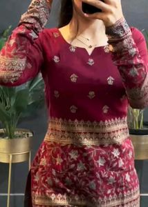 Maroon Jewish Cotton Printed Short Kurti