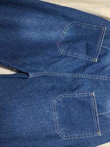 Wide Leg Frayed Hem Jeans