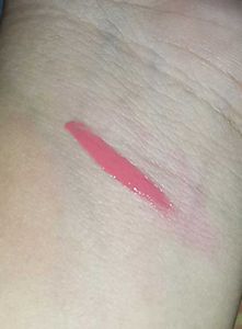 Elle 18 OMG Lip Gloss