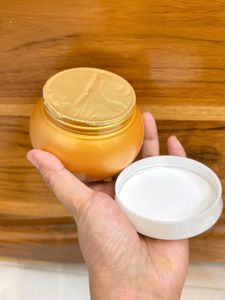 MILK AND HONEY HAND &amp; BODY CREAM