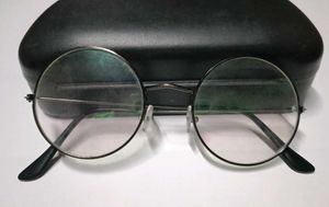 Mens And Womens Beautiful Sunglasses Pack Of 2
