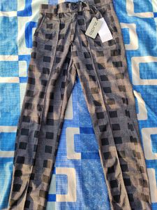 Niker For Boy's... XS Size... Real Price...Size 26