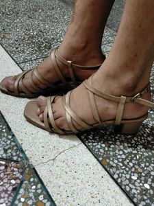 Strappy Flats - Stylish &amp; beaitiful heel sandel us