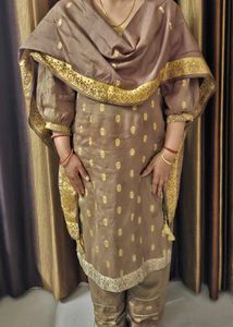 Beautiful stiched duppata suit