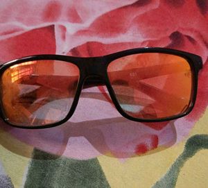 2 SunGlasses