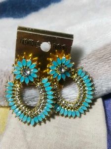 sky Blue colour earring
