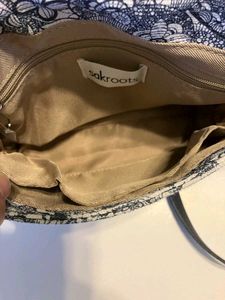 Sakroots Artist Circle Crossbody Bag