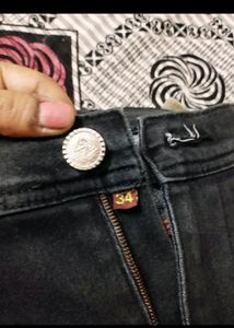 Check Out - Buy 2 Jeans