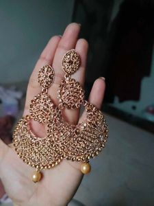 Earings With Mangtika