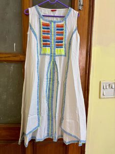 White Embroidered kurta with dupatta
