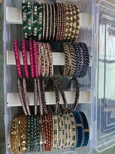 Lac Bangles