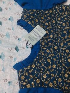 Buy One Get Gift 🎁