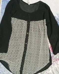Geometric Print Blouse