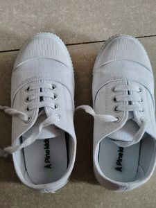 Once Used White Canvas Shoes