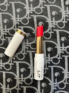 Myglamm Red Lipstick