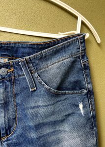 Levis Distressed Blue Denim Jeans